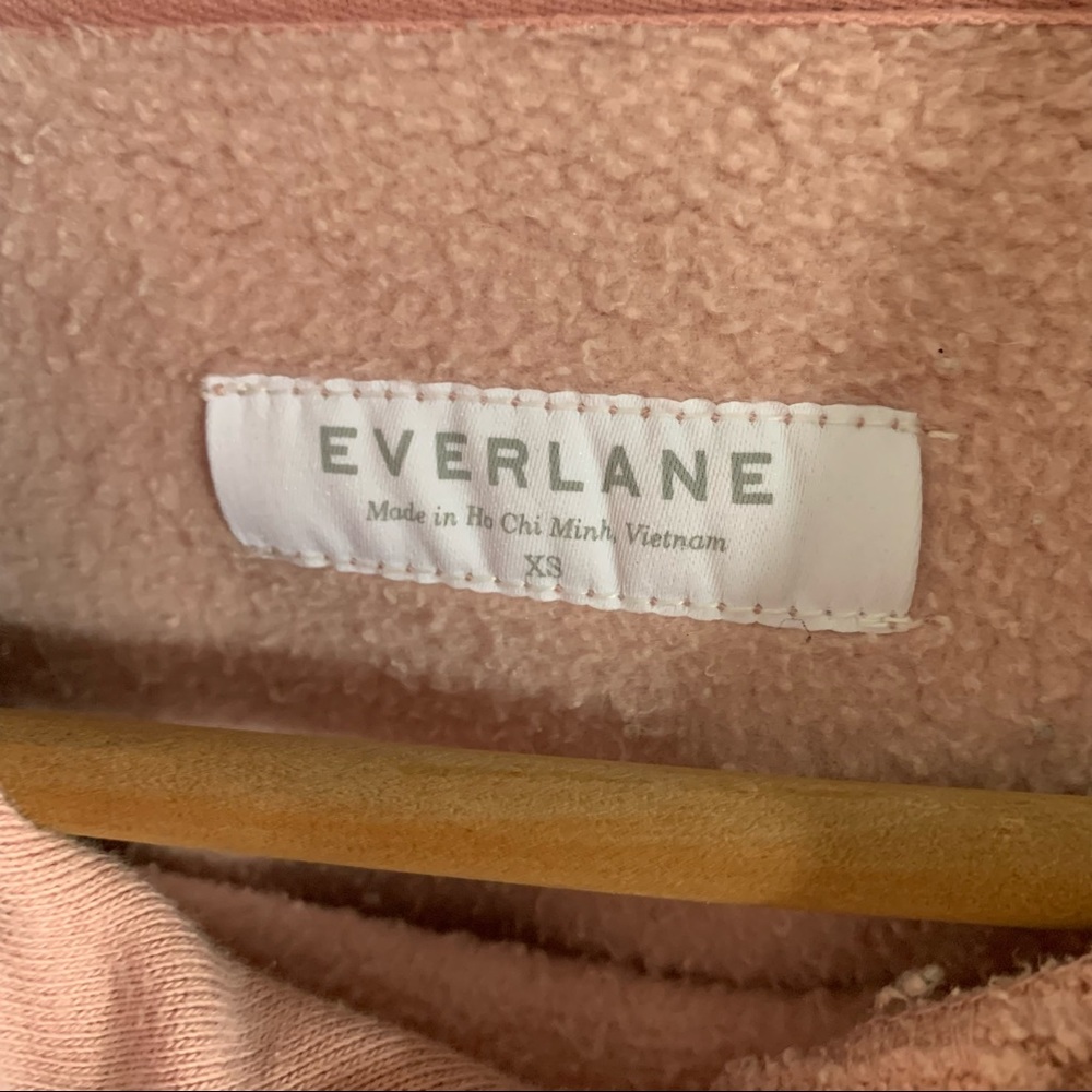 Everlane • pale pink cropped side slit hoodie xs - Picture 3 of 7